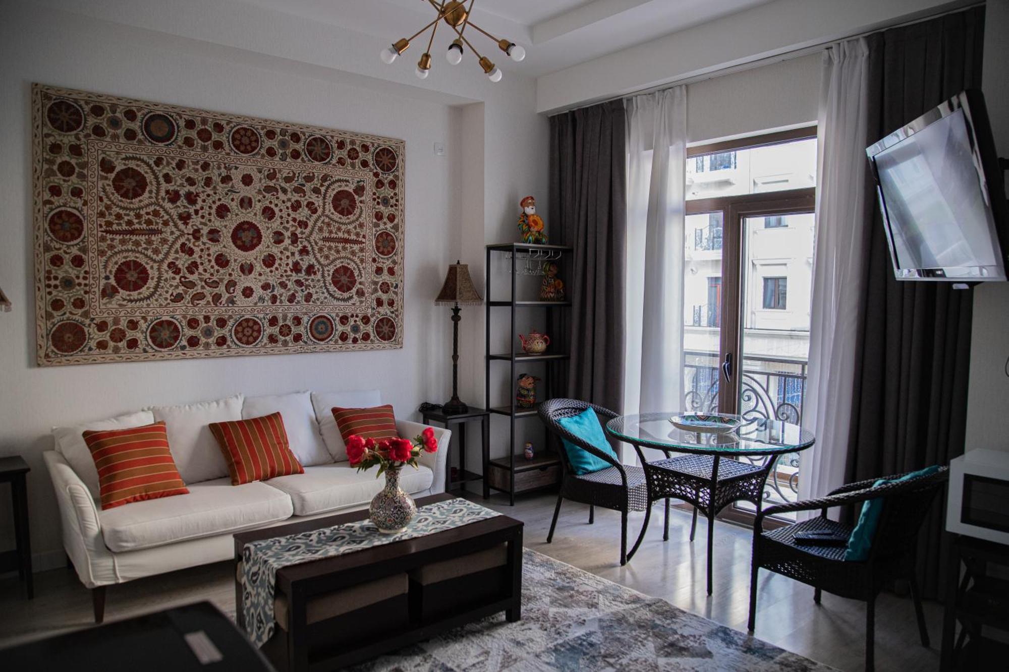 2Br Tashkent City Fountain View Екстериор снимка