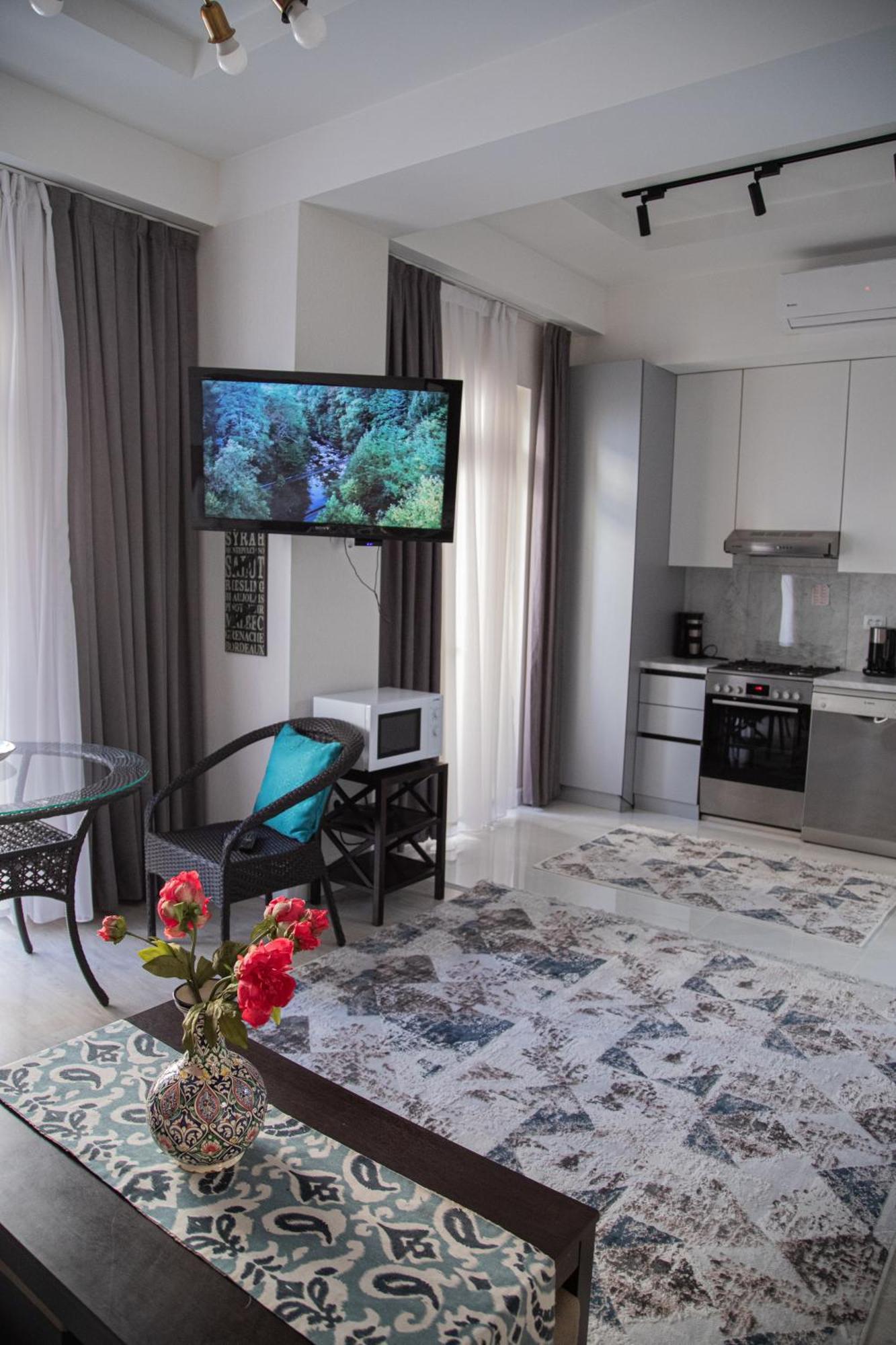 2Br Tashkent City Fountain View Екстериор снимка